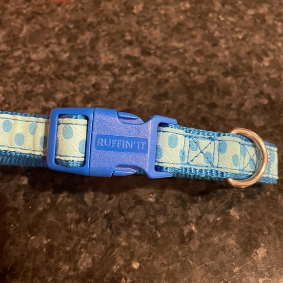 Ruffin’ It blue polka dot Dog Collar size Small or Medium never worn - Picture 2 of 7